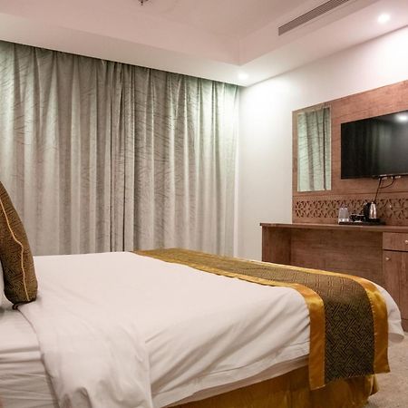 Areen Al Basateen Hotel DDjeddah Extérieur photo