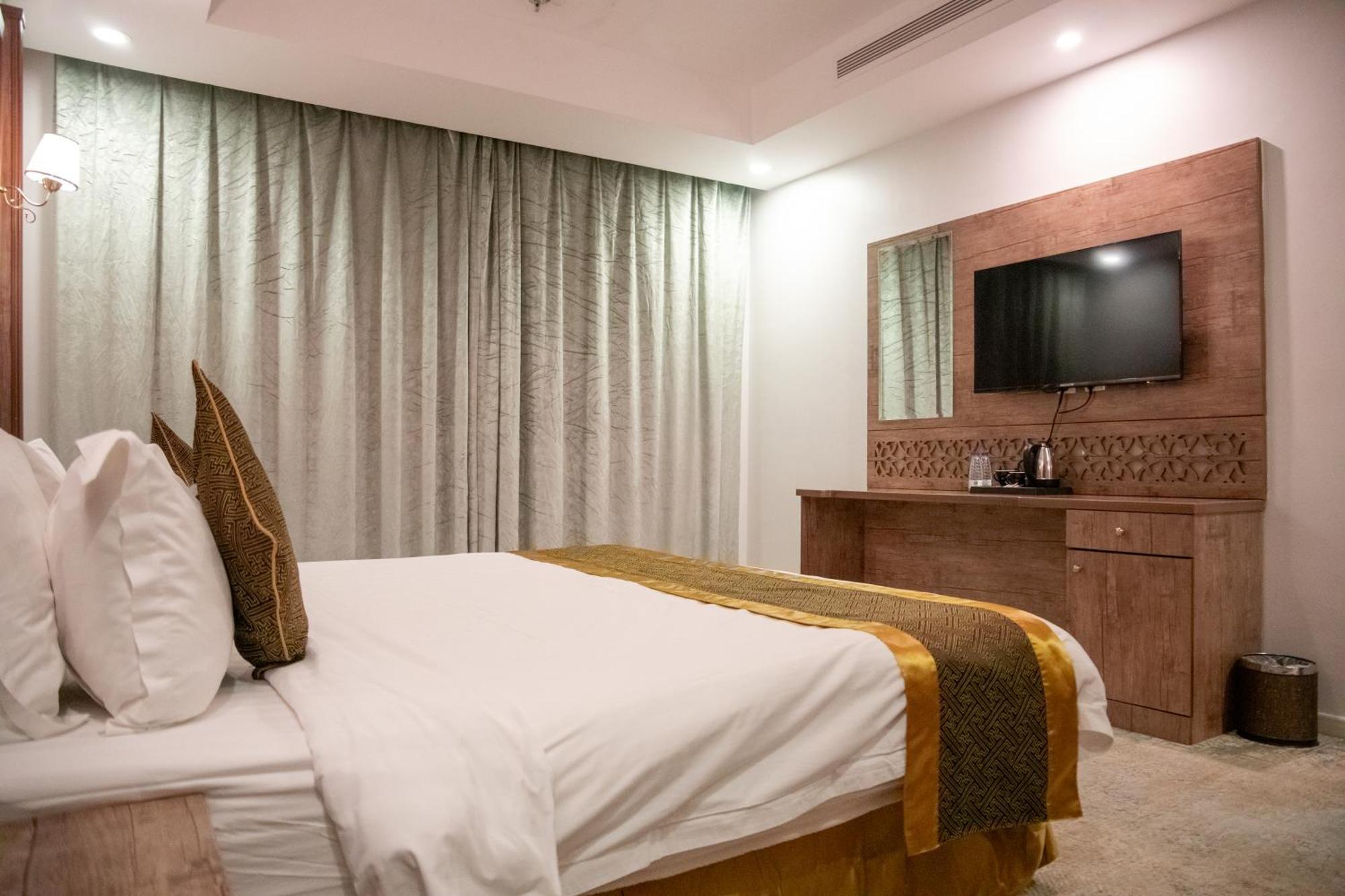 Areen Al Basateen Hotel DDjeddah Extérieur photo